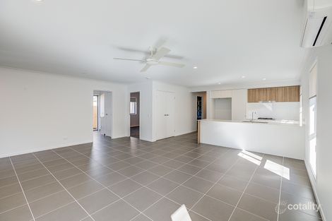 Property photo of 13 Hartnell Drive Park Ridge QLD 4125