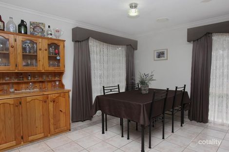 Property photo of 42 Dongala Drive Werribee VIC 3030