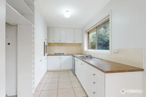 Property photo of 3/20 Inglis Road Berwick VIC 3806