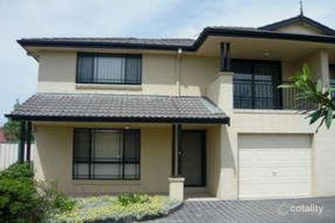 3/8 Stannum Cl, Hinchinbrook, NSW 2168