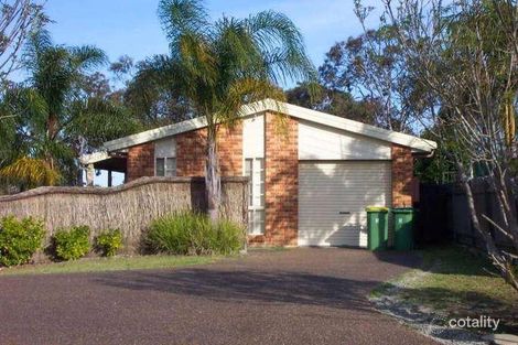 9 Holly Cl, Lake Haven, NSW 2263