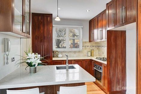 Property photo of 2/119 Edgevale Road Kew VIC 3101