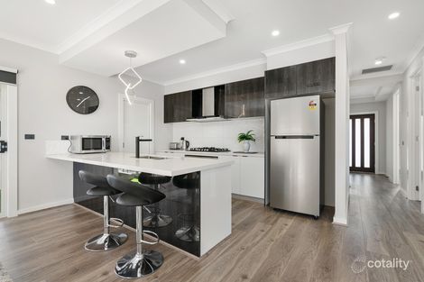 Property photo of 1 Ainsley Road Thornhill Park VIC 3335