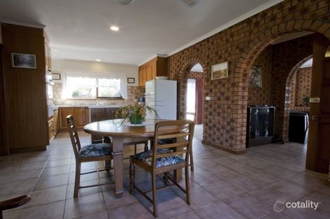 Property photo of 1 Linda Court Werribee VIC 3030