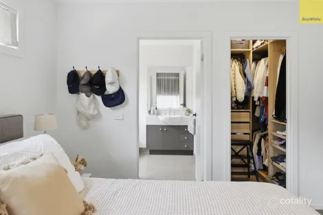 Property photo of 16 Stonehill Drive Maddingley VIC 3340