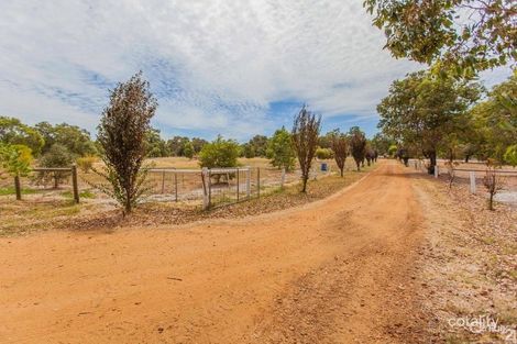 388 Chittering Rd, Bullsbrook, WA 6084