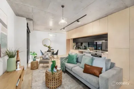 102/729 Burwood Rd, Hawthorn East, VIC 3123