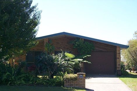 23 Downing St, Ooralea, QLD 4740