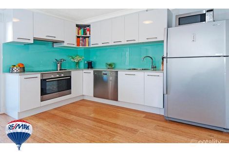 Property photo of 2/20 Terrace Street Spring Hill QLD 4000