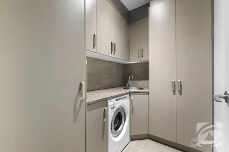 Property photo of 1 Yettie Road Williamstown SA 5351