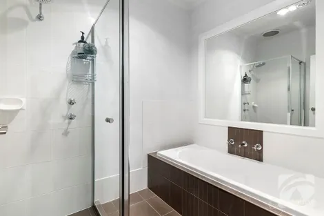 Property photo of 1 Yettie Road Williamstown SA 5351