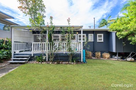 Property photo of 30 Harris Street Labrador QLD 4215