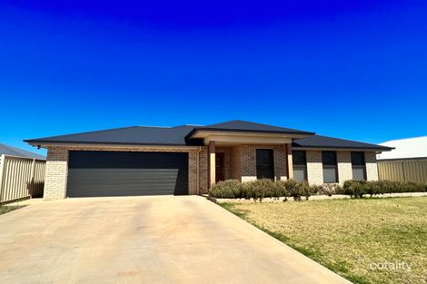 36 Hindmarsh Esp, Dubbo, NSW 2830
