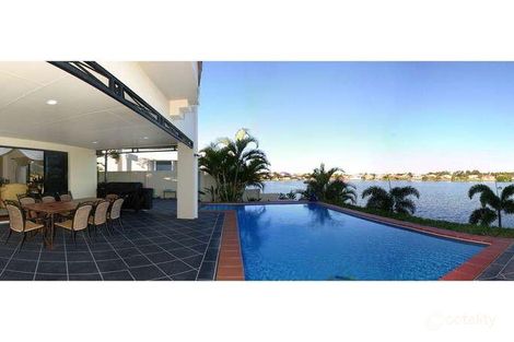 26 Clear Water Bay Ave, Clear Island Waters, QLD 4226