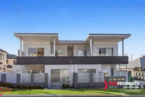 6/8 Wynyard St, Yokine, WA 6060