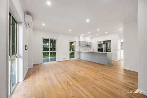 Property photo of 1/603 Dandenong Road Armadale VIC 3143