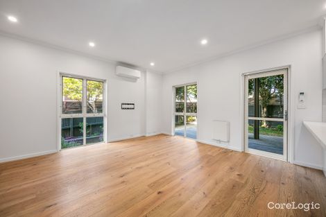 Property photo of 1/603 Dandenong Road Armadale VIC 3143