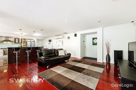 Property photo of 19 Minvi Terrace Cairnlea VIC 3023