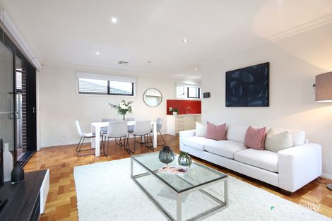 Property photo of 2/24 Stapley Crescent Chadstone VIC 3148