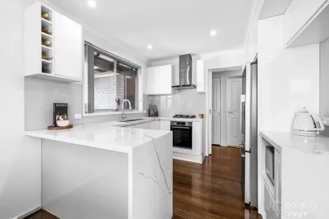 Property photo of 21 Beaumont Crescent Lalor VIC 3075
