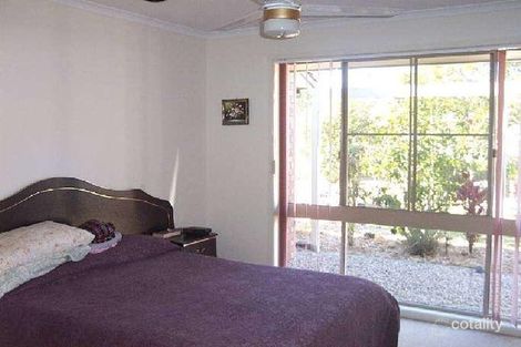 Property photo of 32 Bernborough Way Ningi QLD 4511