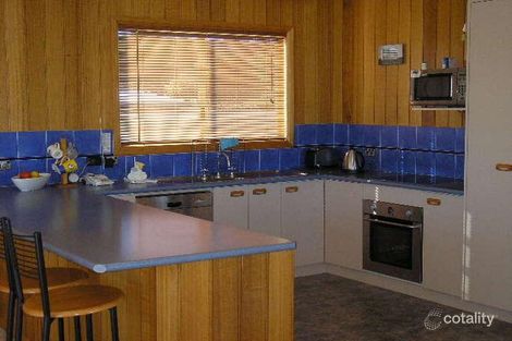 Property photo of 8 Anchor Parade Cape Paterson VIC 3995