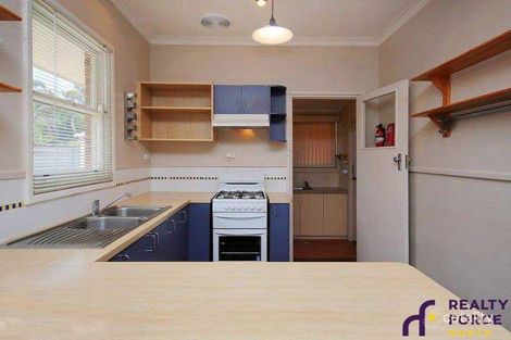 16 Ilumba Way, Nollamara, WA 6061