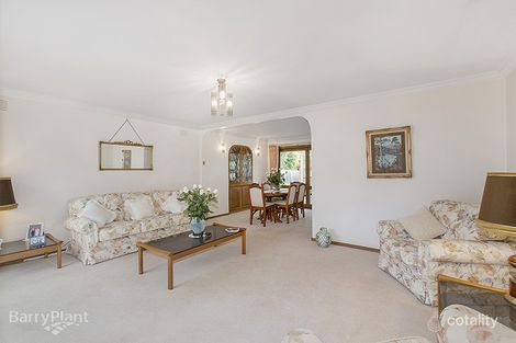Property photo of 2 Russel Avenue Berwick VIC 3806
