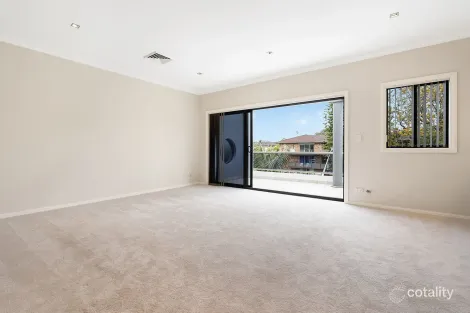 Property photo of 11/17-19 Boronia Street Dee Why NSW 2099