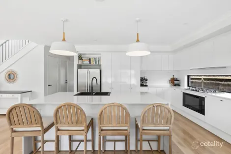 33 Volant Dr, Armstrong Creek, VIC 3217