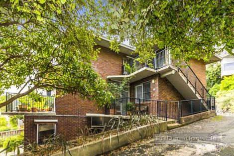 Property photo of 2/10 Hillview Crescent The Hill NSW 2300
