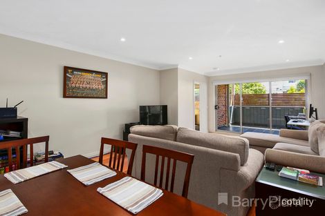 Property photo of 13/5-7 Alfrick Road Croydon VIC 3136
