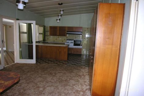 Property photo of 20 Woodland Parkway Buff Point NSW 2262