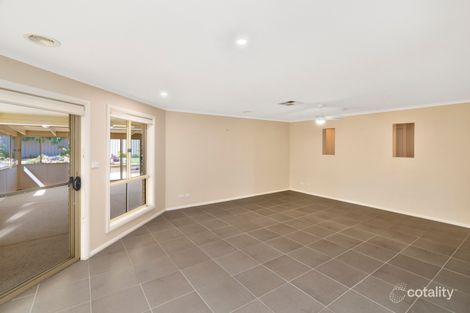 Property photo of 7 Birri Place Glenfield Park NSW 2650