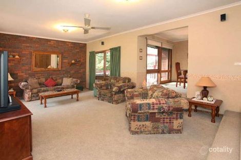 Property photo of 5 Darvell Close Wheelers Hill VIC 3150