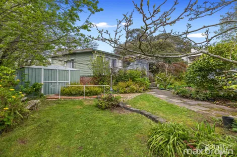 Property photo of 3 Banksia Street Montrose VIC 3765