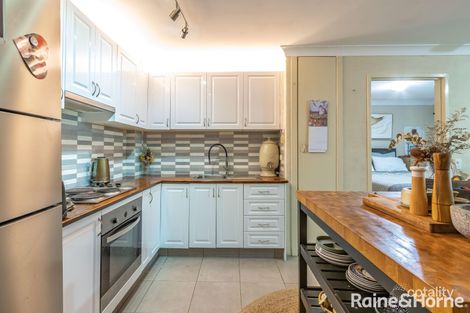 18/2 Rajah Rd, Ocean Shores, NSW 2483