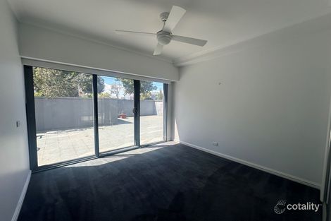 Property photo of 12/33 Fisher Parade Ascot Vale VIC 3032