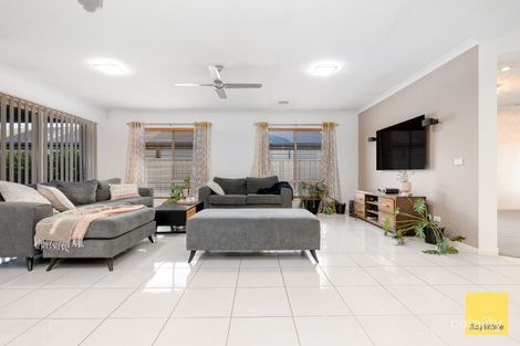 Property photo of 37 Elandra Drive Ascot VIC 3551