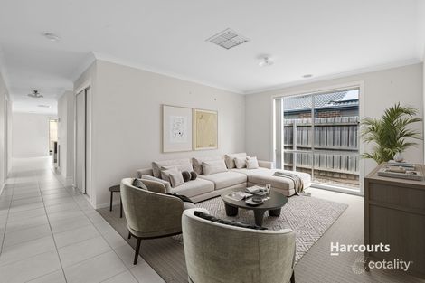 Property photo of 5 Weebill Way Pakenham VIC 3810