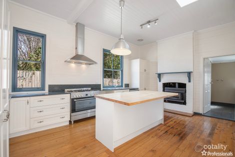 Property photo of 124 Douglas Street Armidale NSW 2350