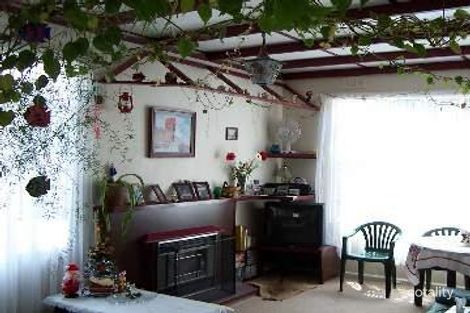 Property photo of 14 Elaroo Street Chadstone VIC 3148