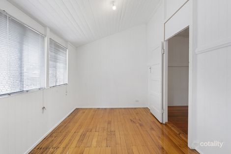 Property photo of 74 Deighton Road Dutton Park QLD 4102