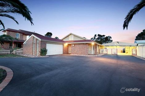 Property photo of 164 Westwood Drive Burnside VIC 3023