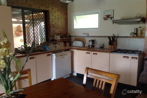 Property photo of 15 Murray Court Beachmere QLD 4510