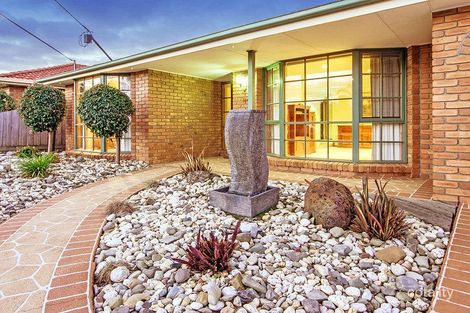 Property photo of 186 Bellbridge Drive Hoppers Crossing VIC 3029