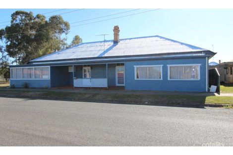 11 Tooth St, Clifton, QLD 4361