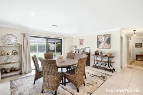 Property photo of 63 Amber Close Kelso NSW 2795