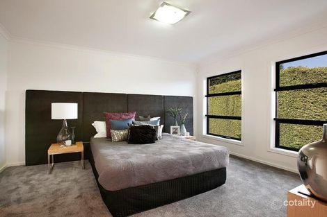 Property photo of 13 Divagate Avenue Doreen VIC 3754