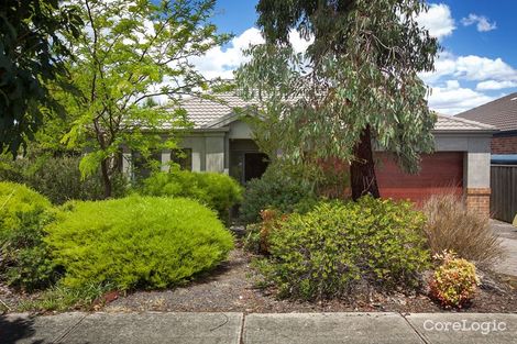 Property photo of 2 Lorne Court Berwick VIC 3806